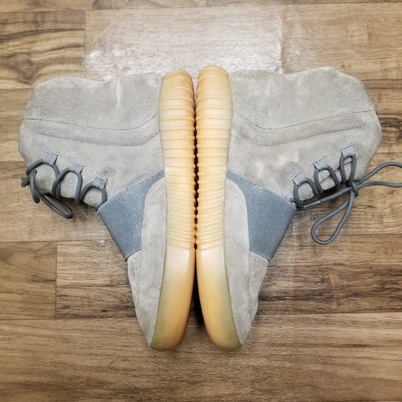 ADIDAS YEEZY BOOST 750 Light Grey/Gum SIZE 12 - Picture 4 of 12